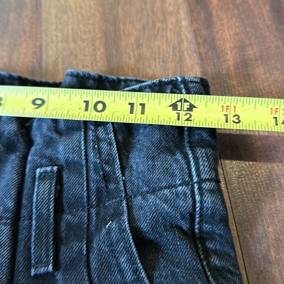 Abercrombie & Fitch A&F High Rise Black Mom Jean Size 26 2 Short - Picture 8 of 11